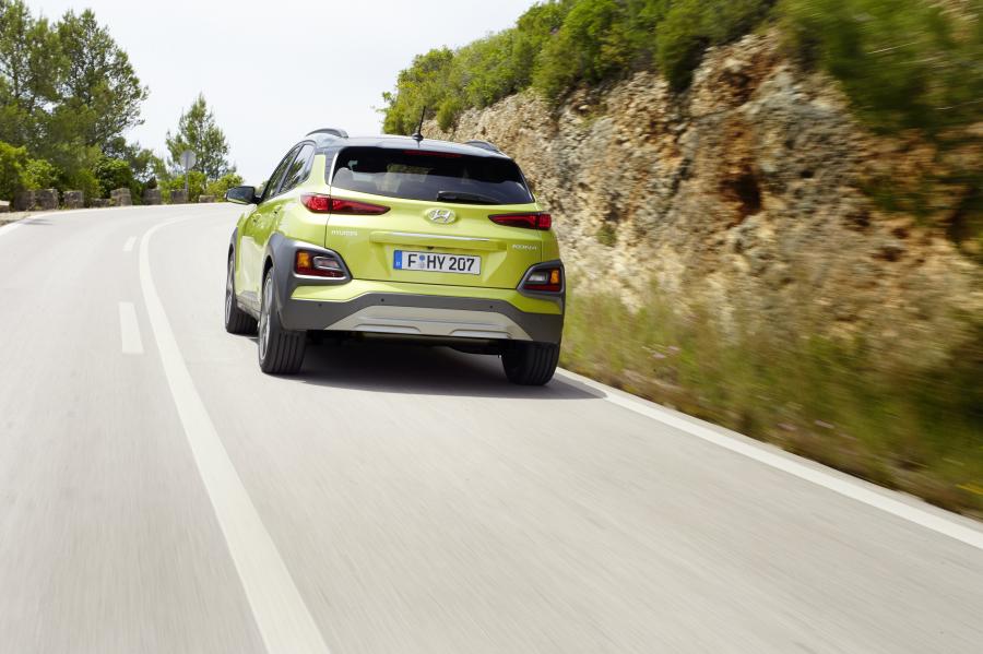  Hyundai Kona AWD 2017 года  (WW) (фото 20 из 56)